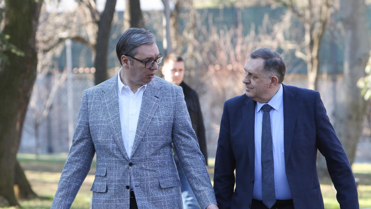 Vučić Dodik
