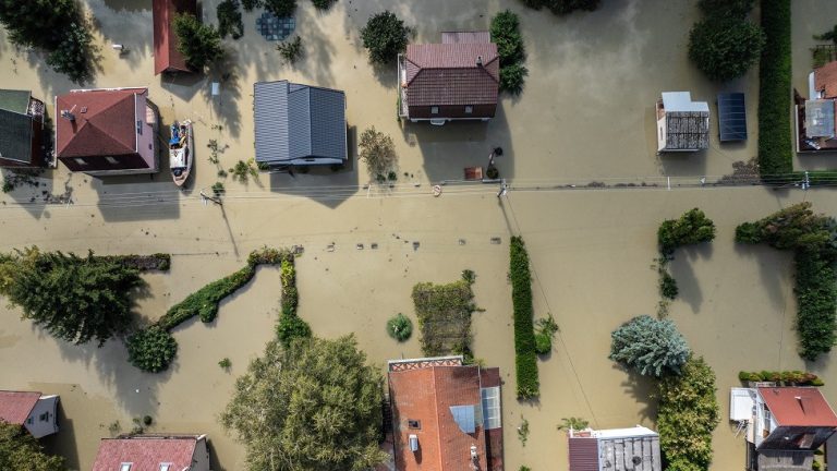 Raste broj žrtava usled poplava u Evropi, oprez u Bratislavi i Budimpešti, kiša u Italiji – POSAO