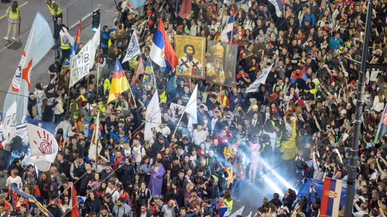 Beograd na nogama pred protest studenata – POSAO