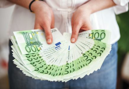 KORIST KREDITA U RASPONU OD 1.000 EURA DO 850.000 EURA